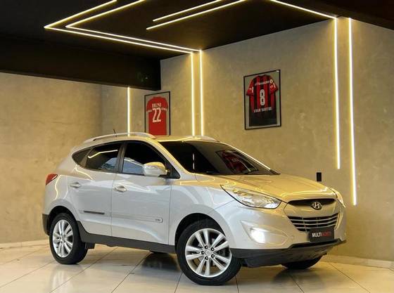 HYUNDAI IX35 2.0 MPI 4X2 16V FLEX 4P MANUAL HYUNDAI IX35 2.0 MPI 4X2 16V FLEX 4P MANUAL